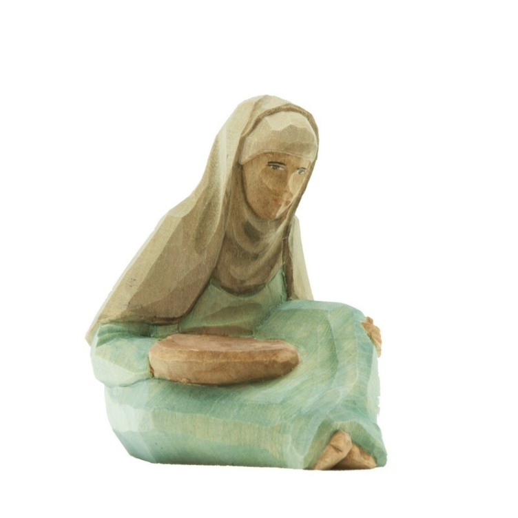 Frau sitzend mit Schale