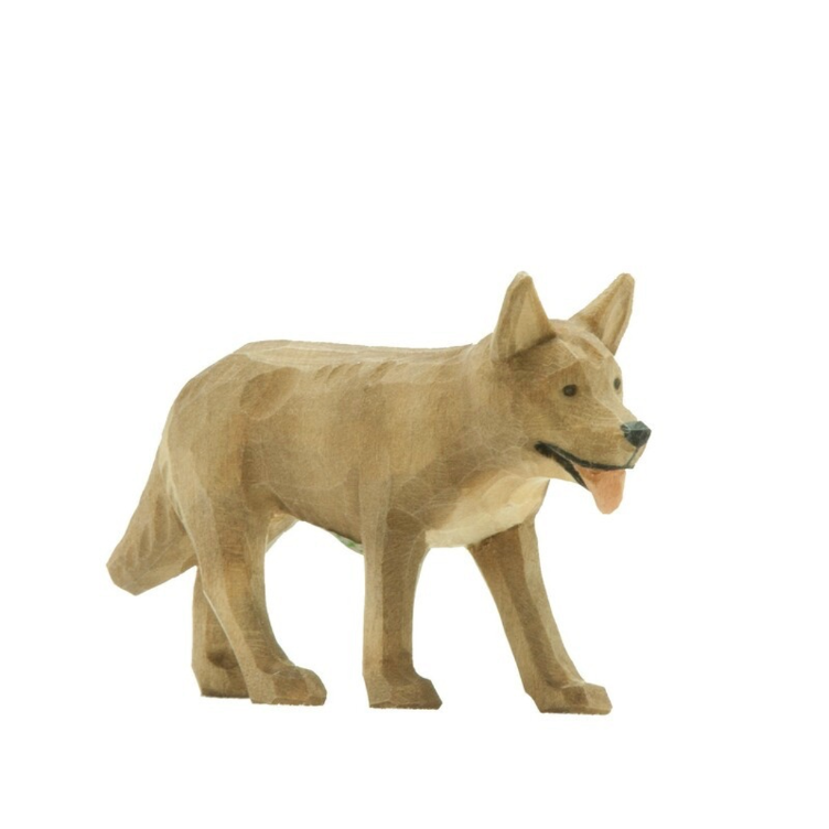 Hund schreitend