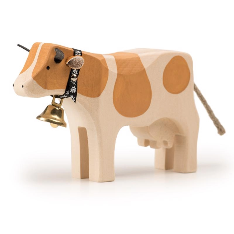 Trauffer Cow 2 standing Simmental