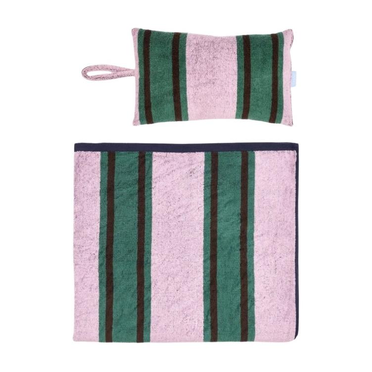 Bath towel including pillow