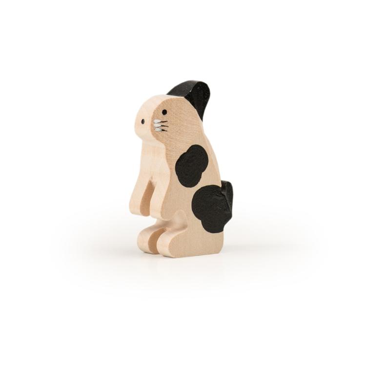 Trauffer Rabbit standing*