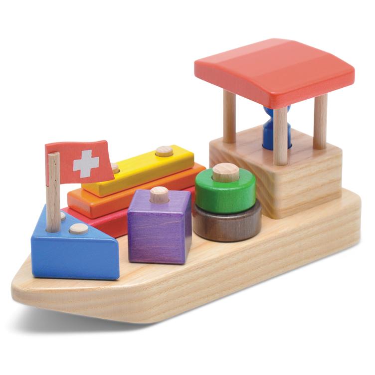 Zerlegbares Schiff mit rotem Dach