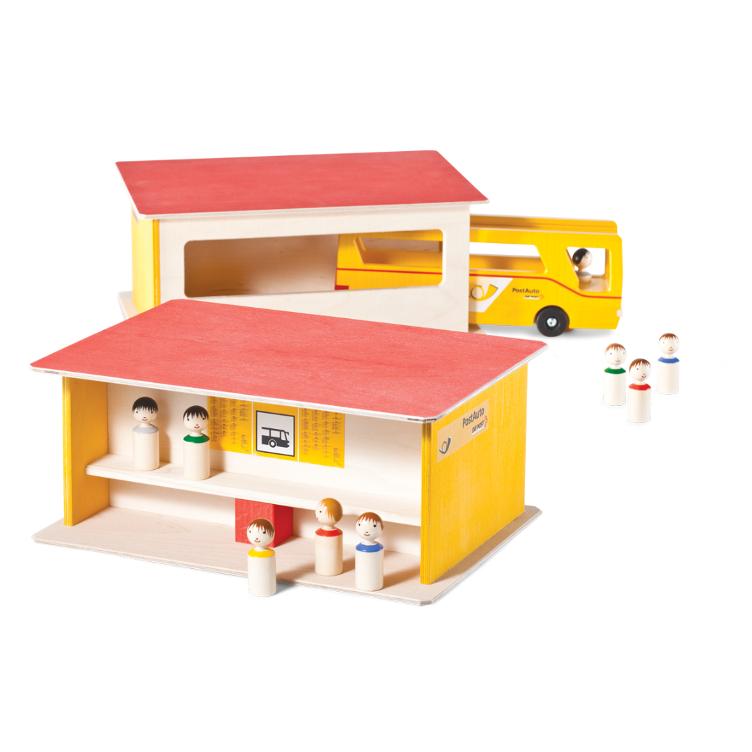 _Haltestelle mit Garage