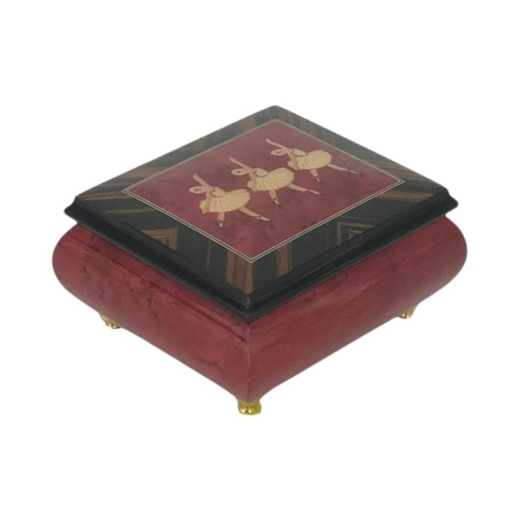Music box inlaid with ballerina